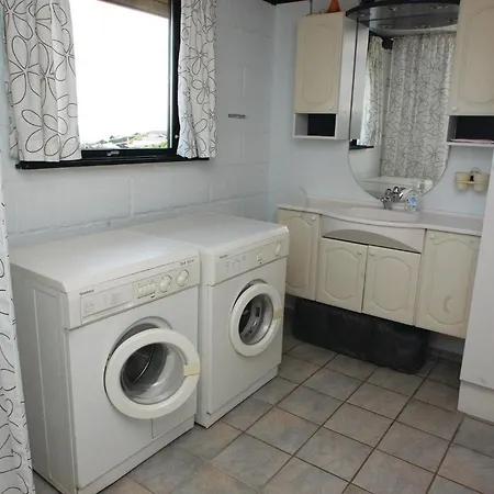Holiday home 2 Bedroom Lovely Home In Hejls